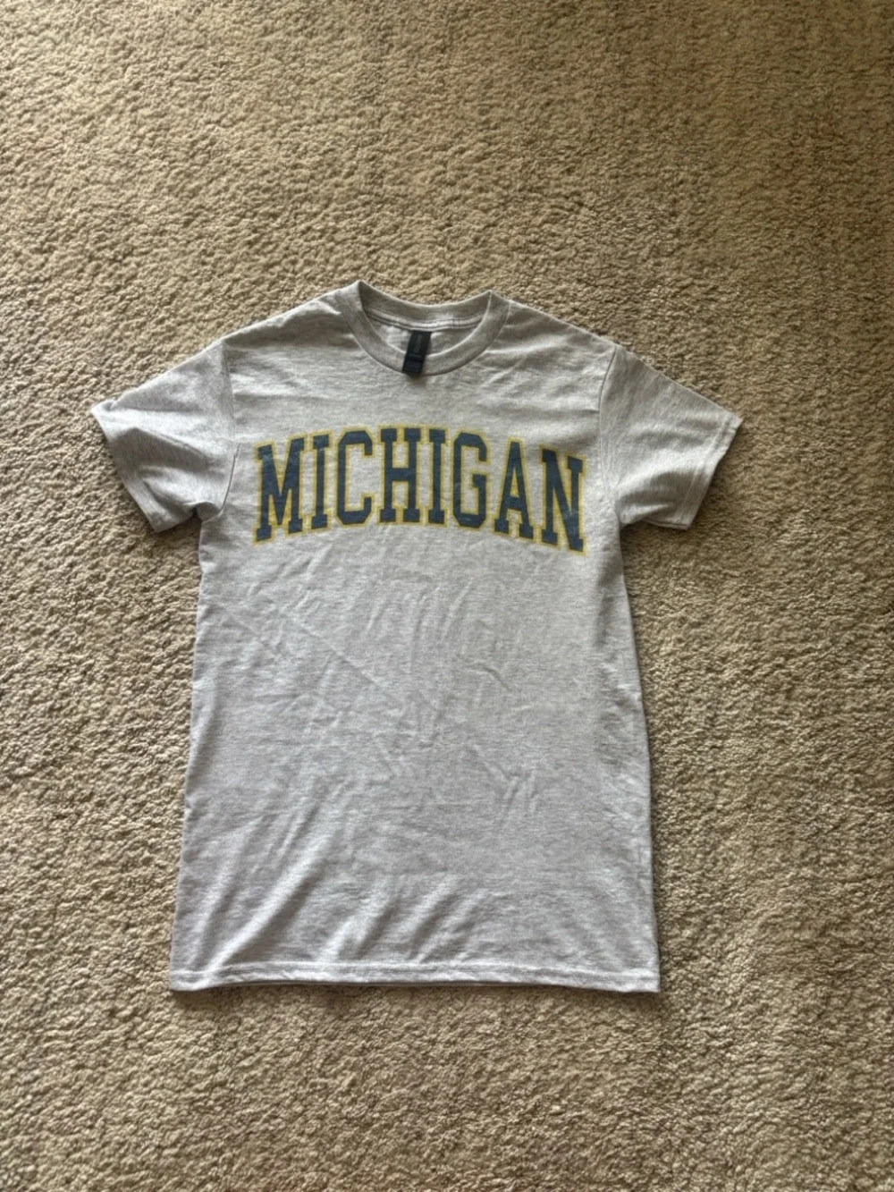 Gildan Heather Gray Tee with Navy and Yellow Michigan Arch - Picture 4 of 6